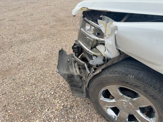 2020 Chevrolet Tahoe 2WD LT - Primary Damage Right Image